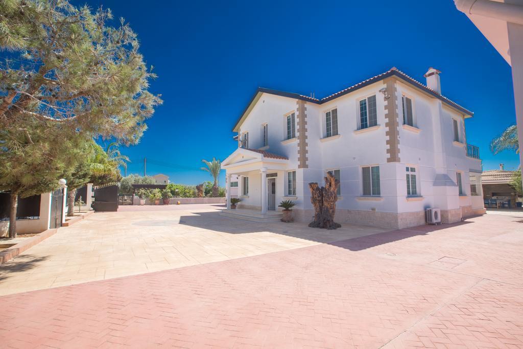 Papas Family Villa Paralimni Luaran gambar
