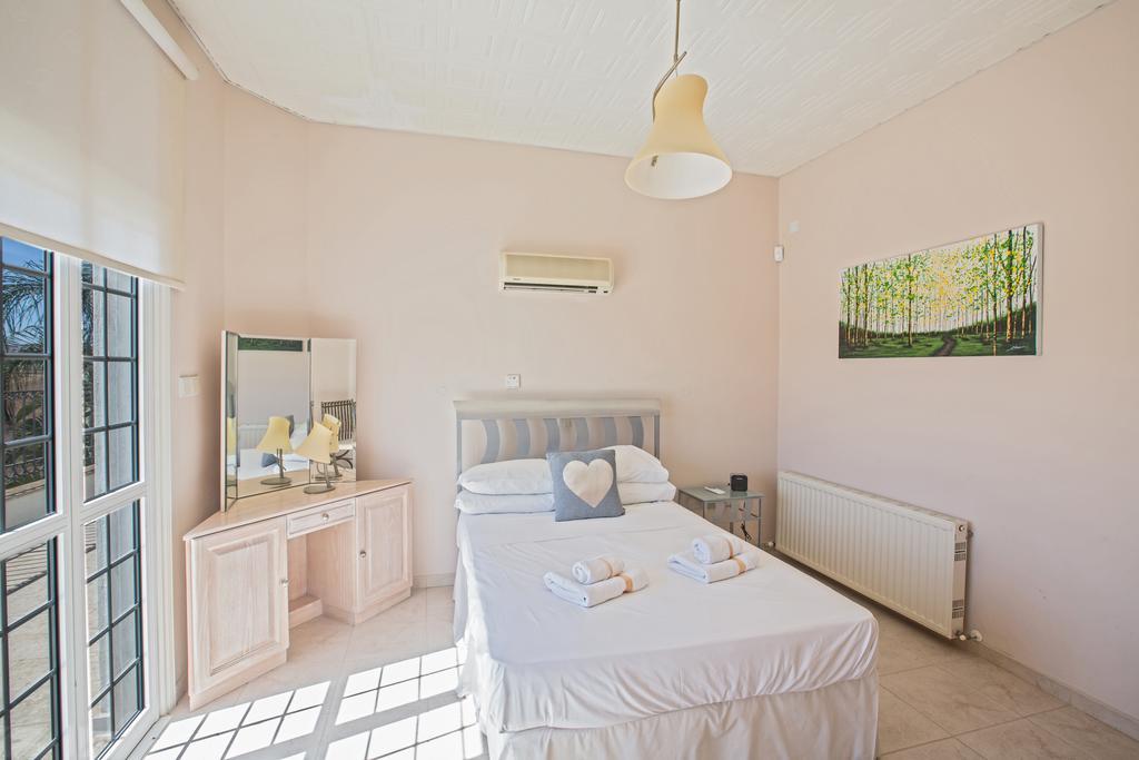 Papas Family Villa Paralimni Luaran gambar