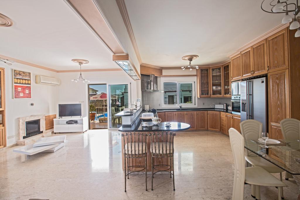 Papas Family Villa Paralimni Luaran gambar